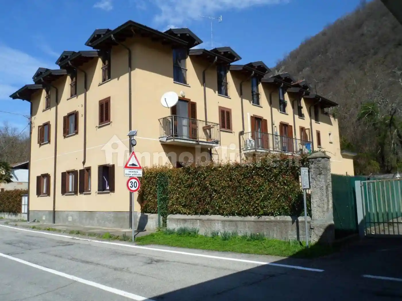 Appartamento in vendita a Dumenza