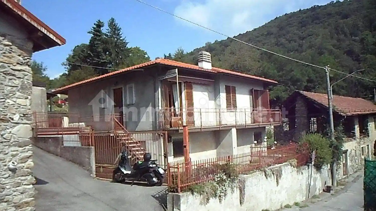 Villa in vendita a Luino