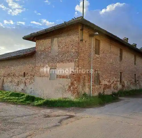 Villa in vendita a Bornasco