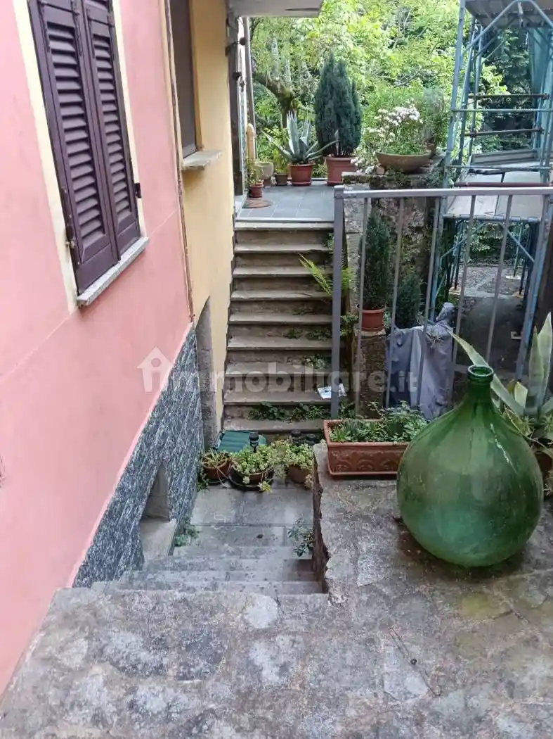 Casa indipendente in vendita a Riccò del Golfo di Spezia