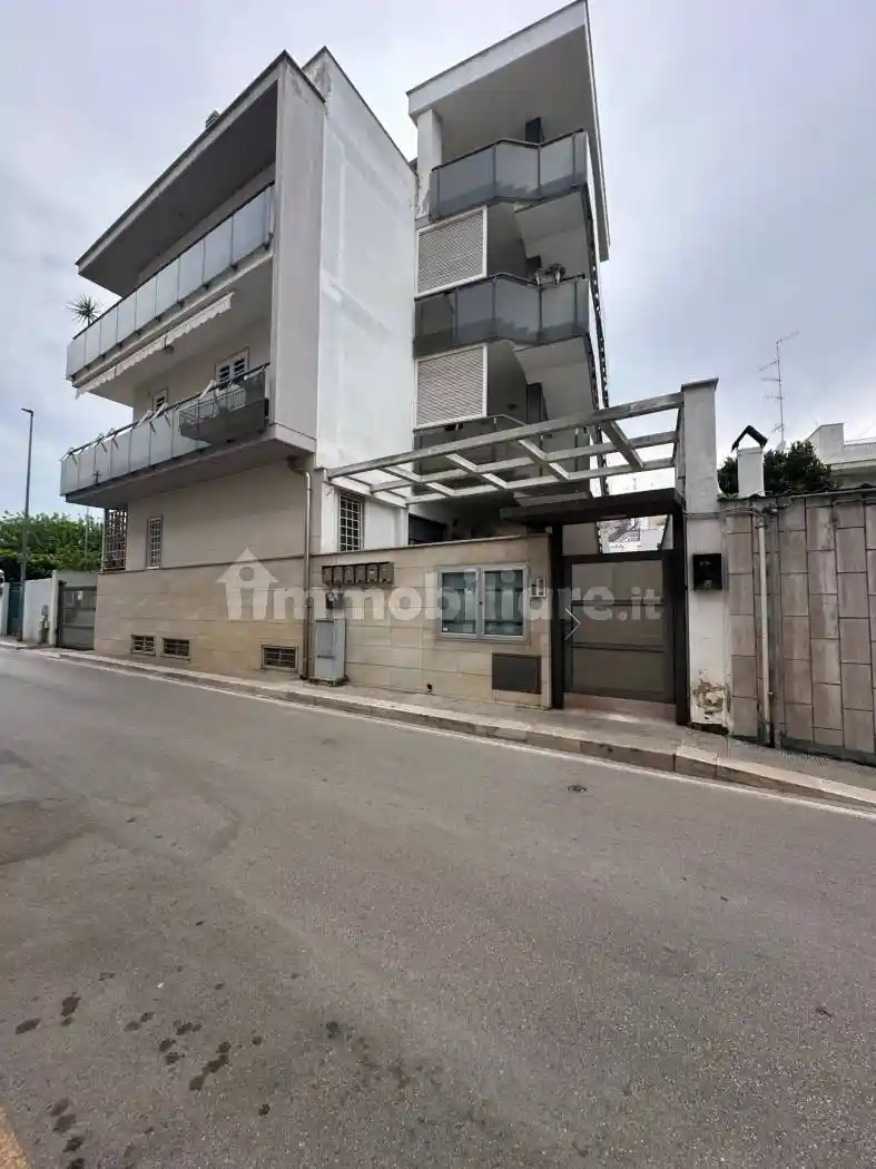 Appartamento in vendita a Modugno