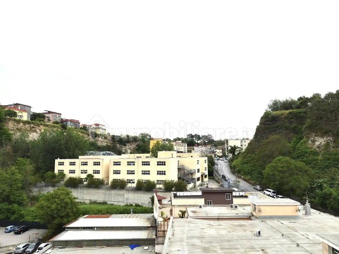 Appartamento in vendita a Napoli