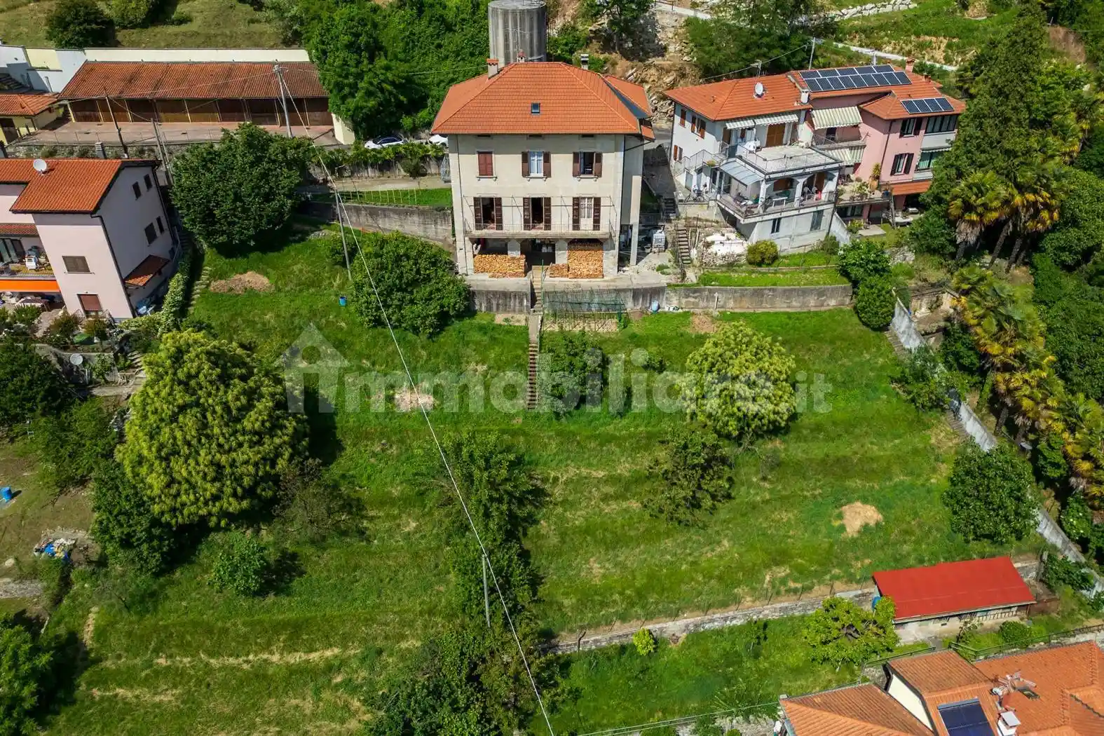 Villa in vendita a Gemonio