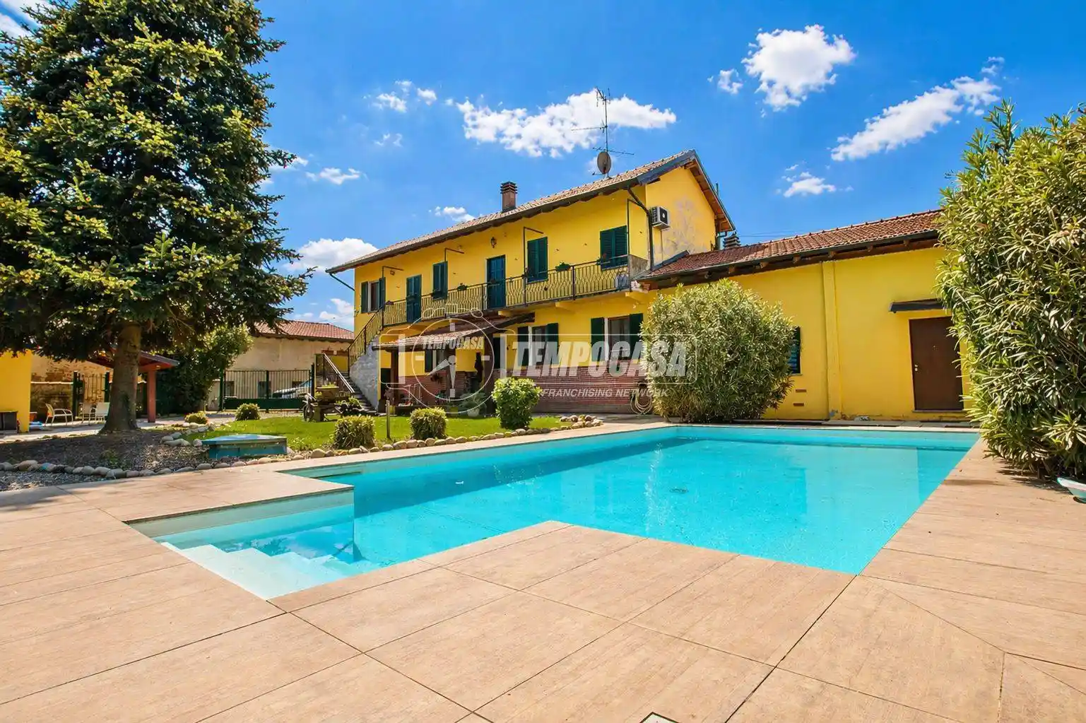 Villa in vendita a Cameri