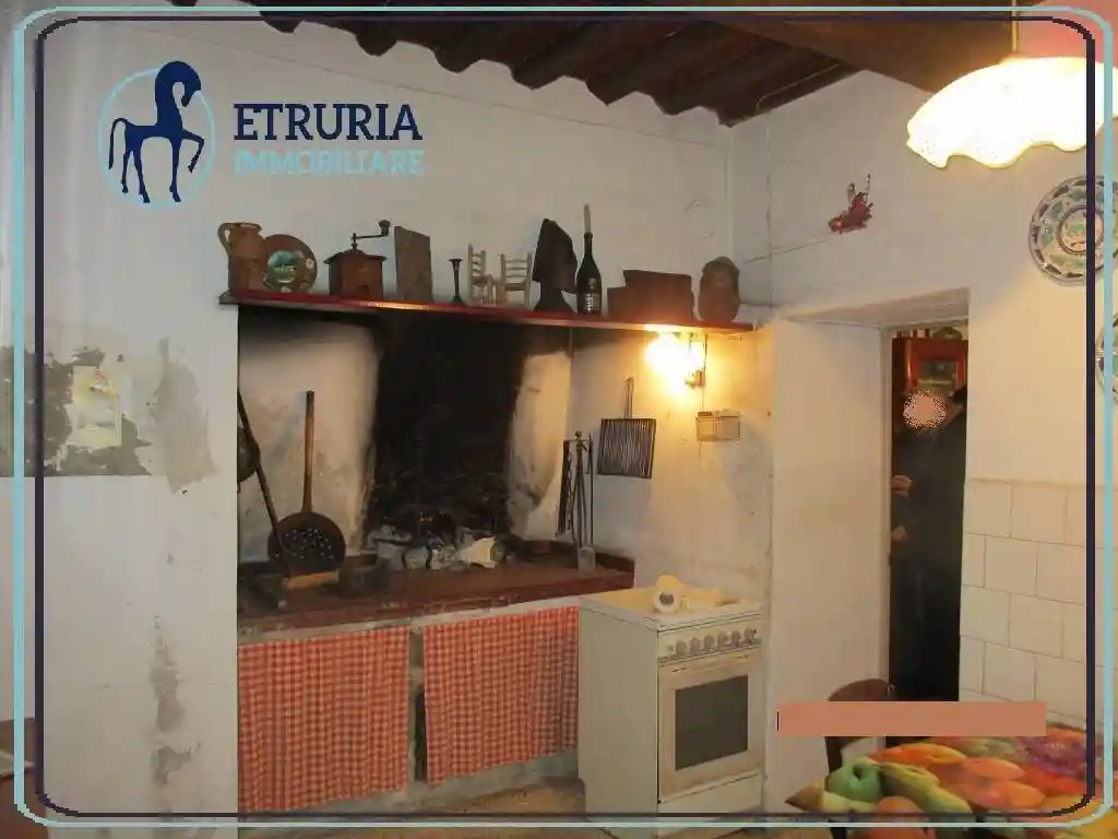 Casa indipendente in vendita a Pistoia