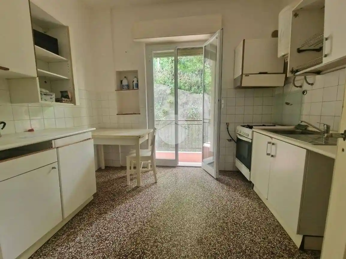 Appartamento in vendita a Genova