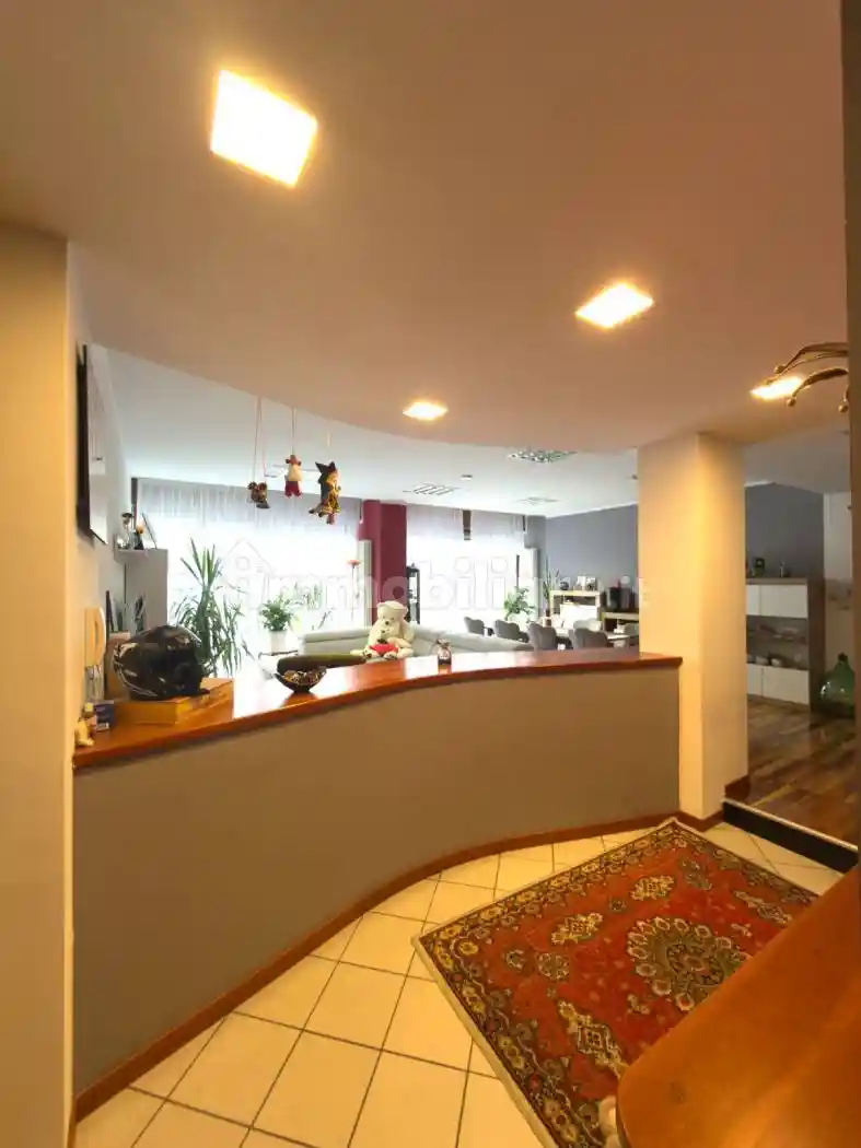 Appartamento in vendita a Como