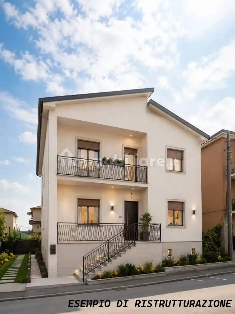 Villa in vendita a Solaro