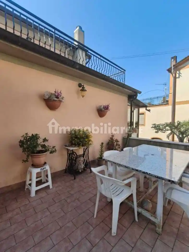 Casa indipendente in vendita a Licciana Nardi
