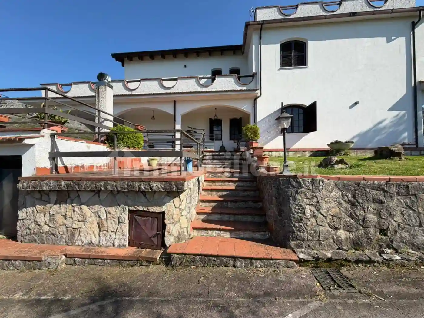 Villa - foto 5