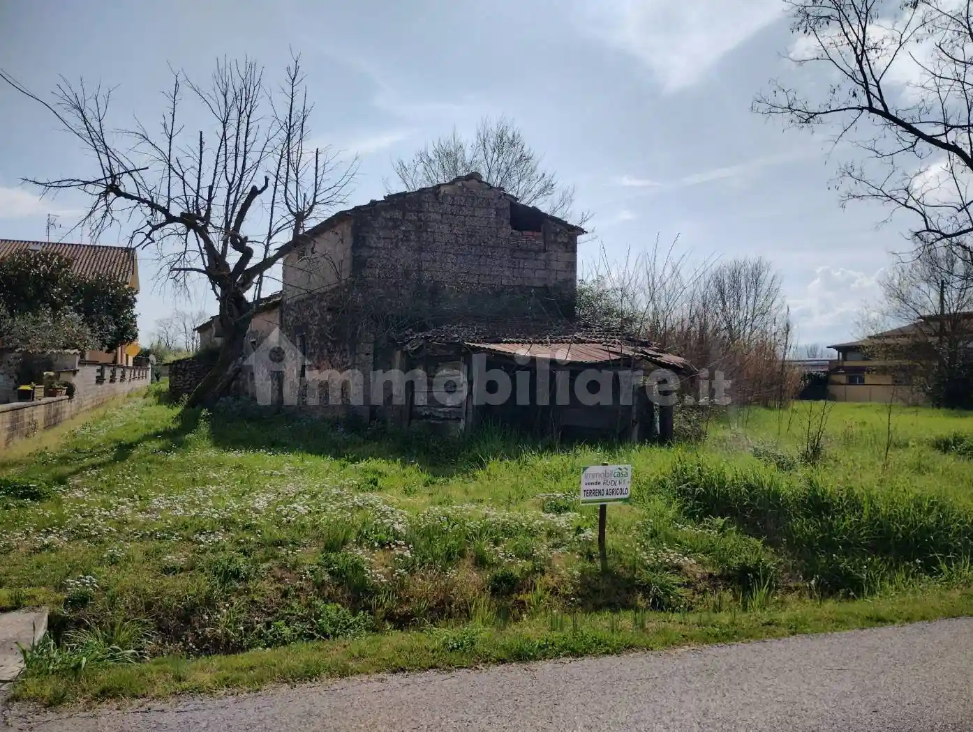 Rustico - Casale in vendita a Colfelice