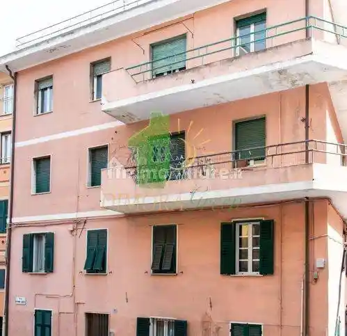 Appartamento in vendita a Imperia