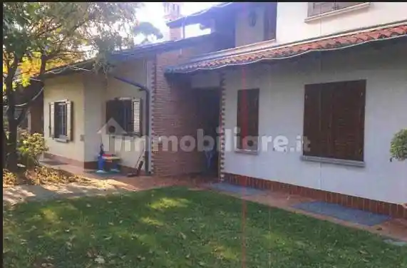 Villa in vendita a Grezzago