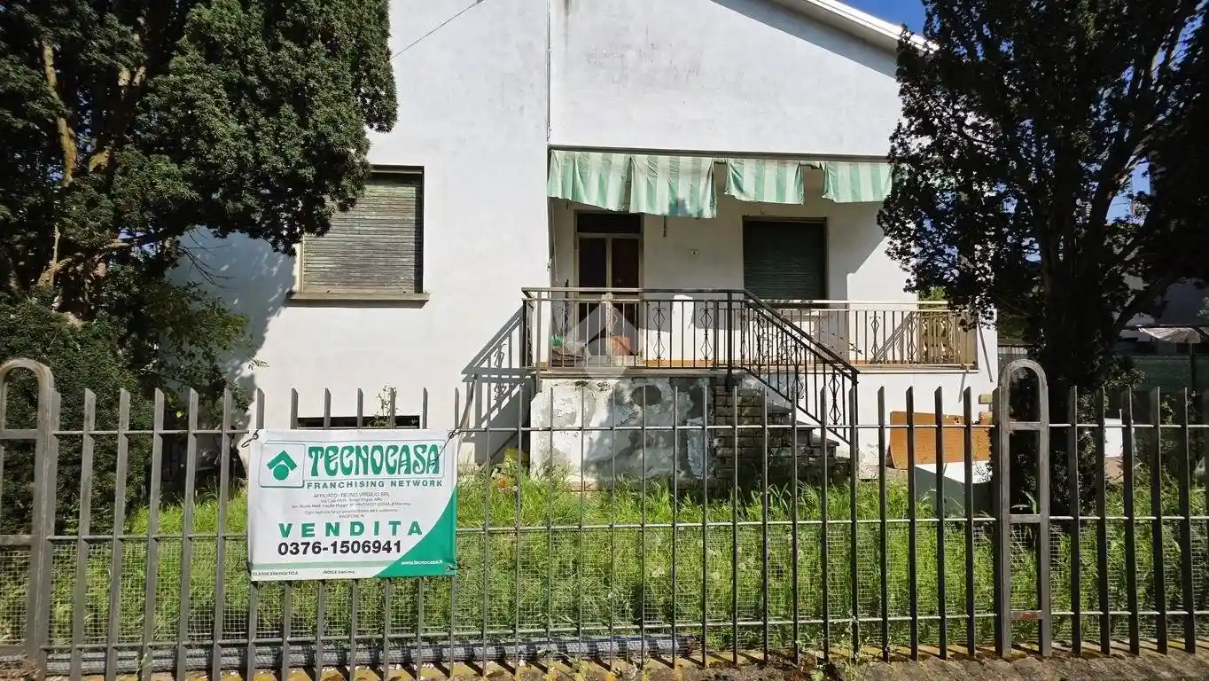 Villa in vendita a Bagnolo San Vito