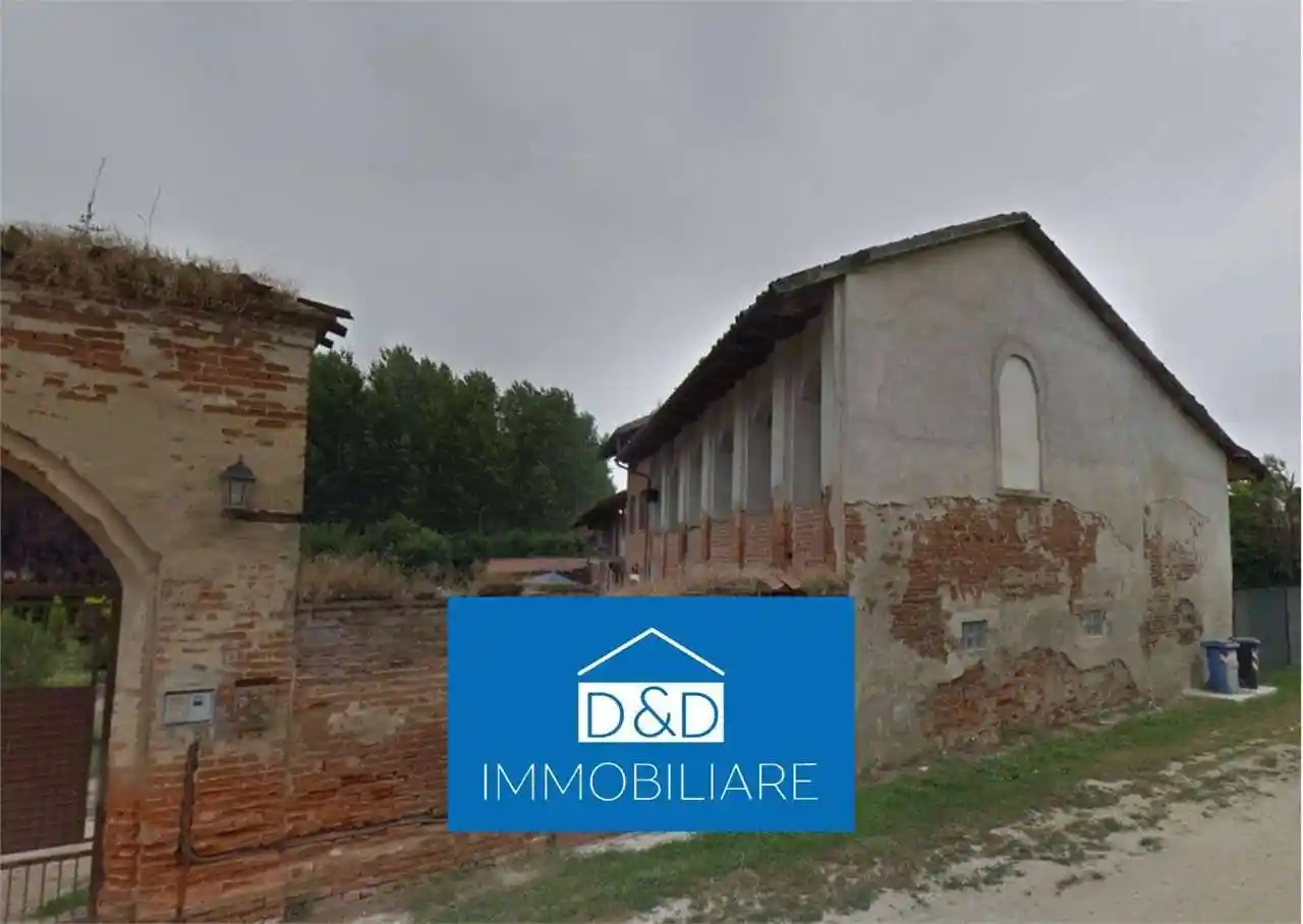Casa indipendente in vendita a Trofarello