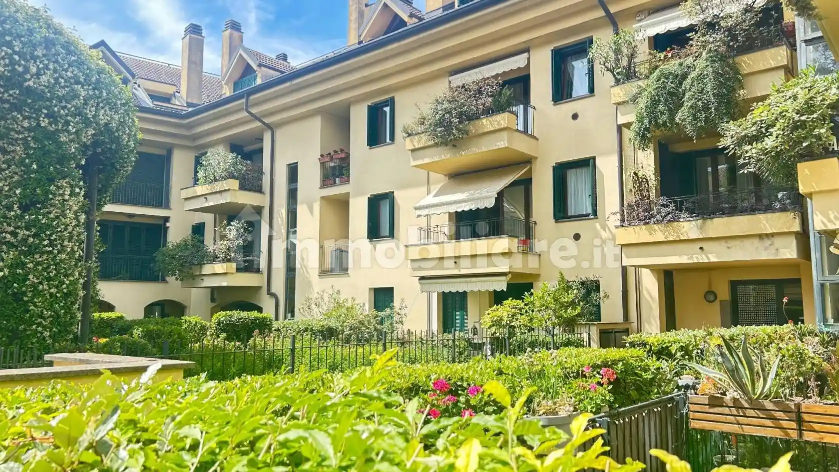 Appartamento in vendita a Desio