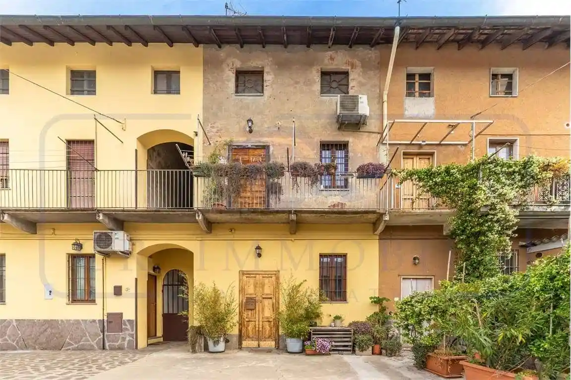 Casa indipendente in vendita a Rho