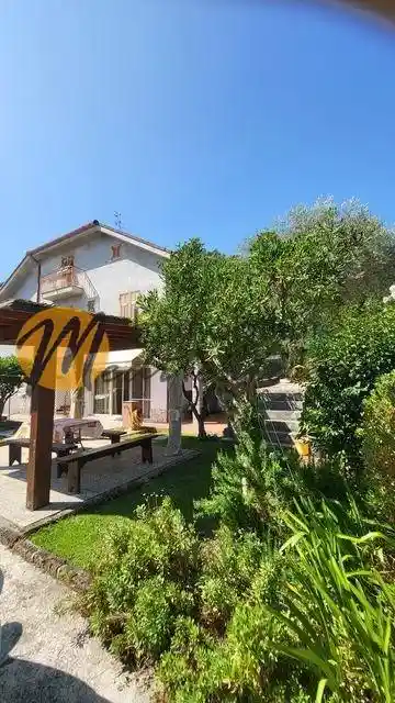 Appartamento in vendita a Camporosso