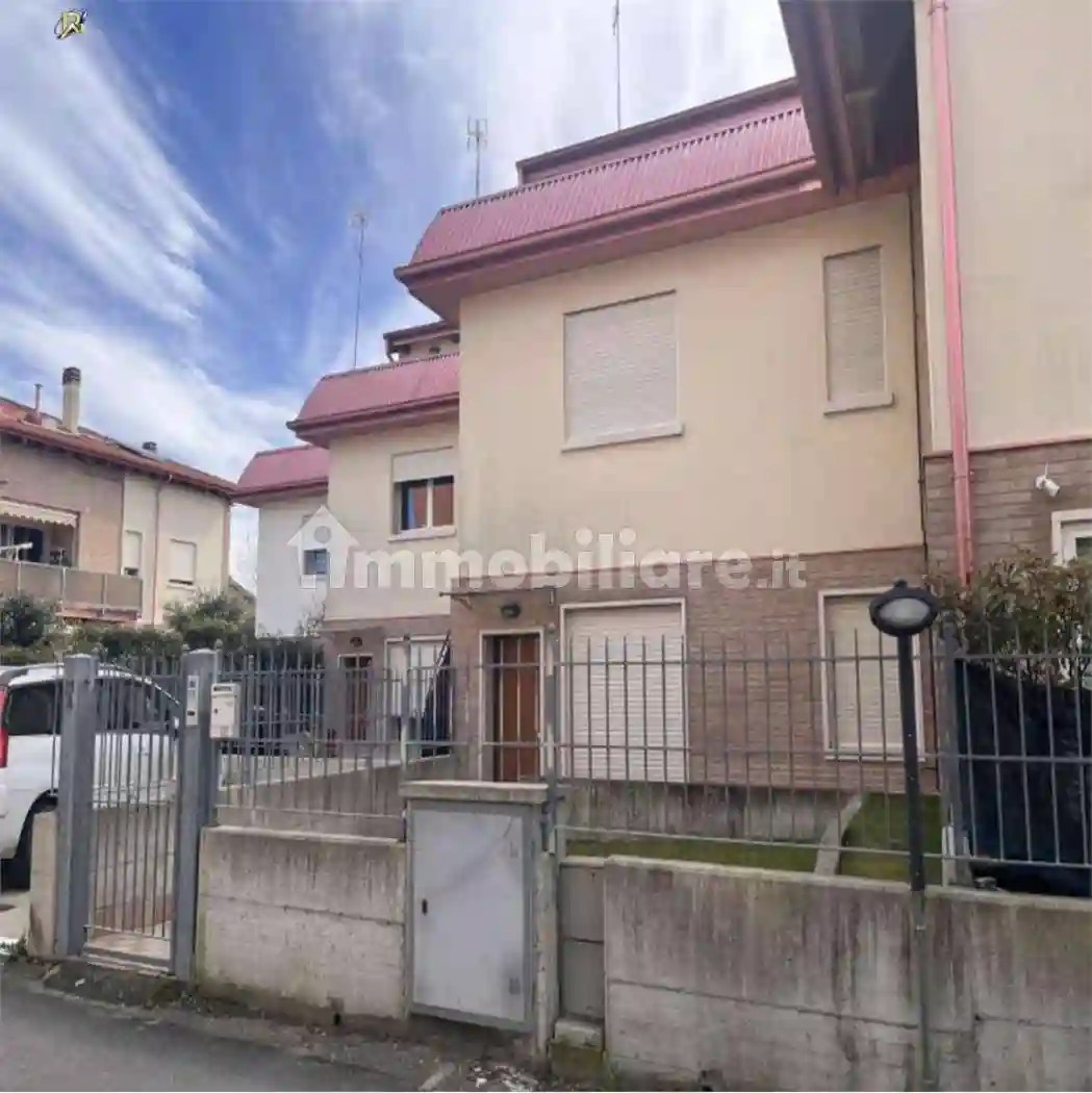 Villetta a schiera - foto 2