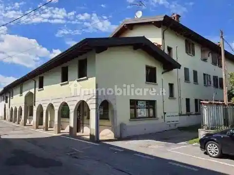 Appartamento in vendita a Pognano