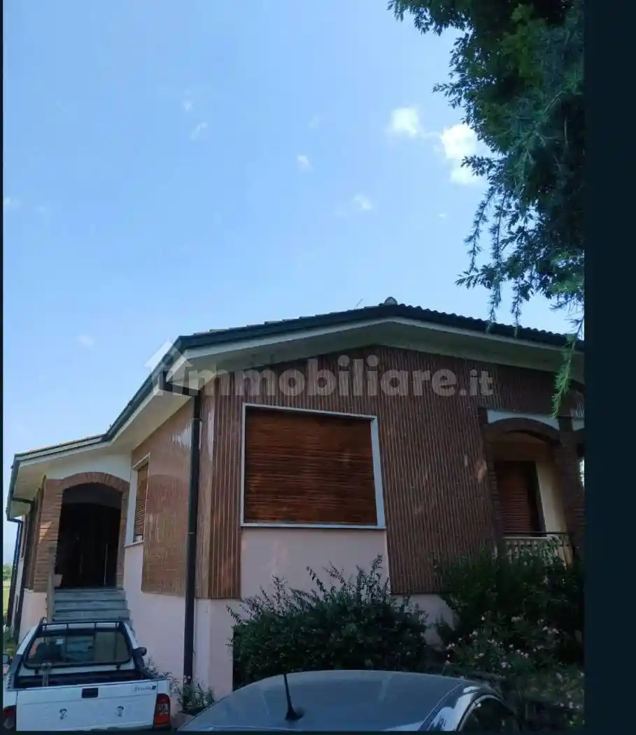 Villa in vendita a Fara Gera d'Adda
