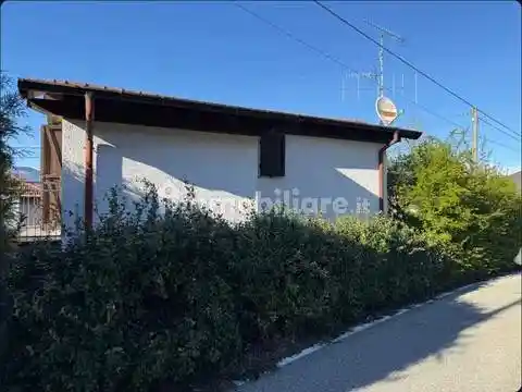 Appartamento in vendita a Castelveccana