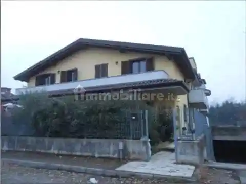 Appartamento in vendita a Pozzo d'Adda