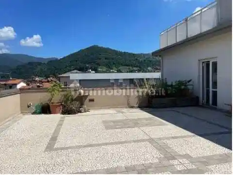 Appartamento in vendita a Villa d'Almè
