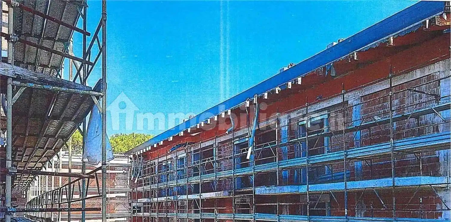 Palazzo - Stabile in vendita a Lastra a Signa