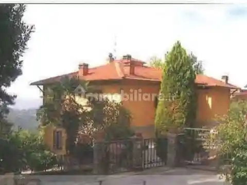 Villa in vendita a Rufina