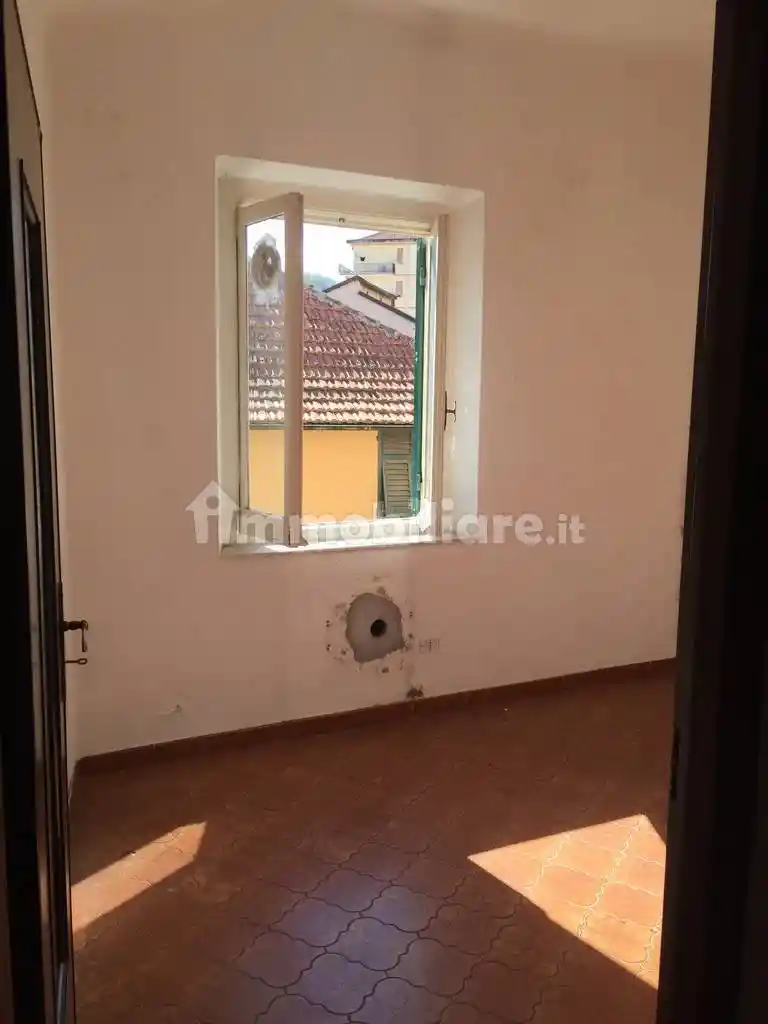 Appartamento in vendita a Campomorone