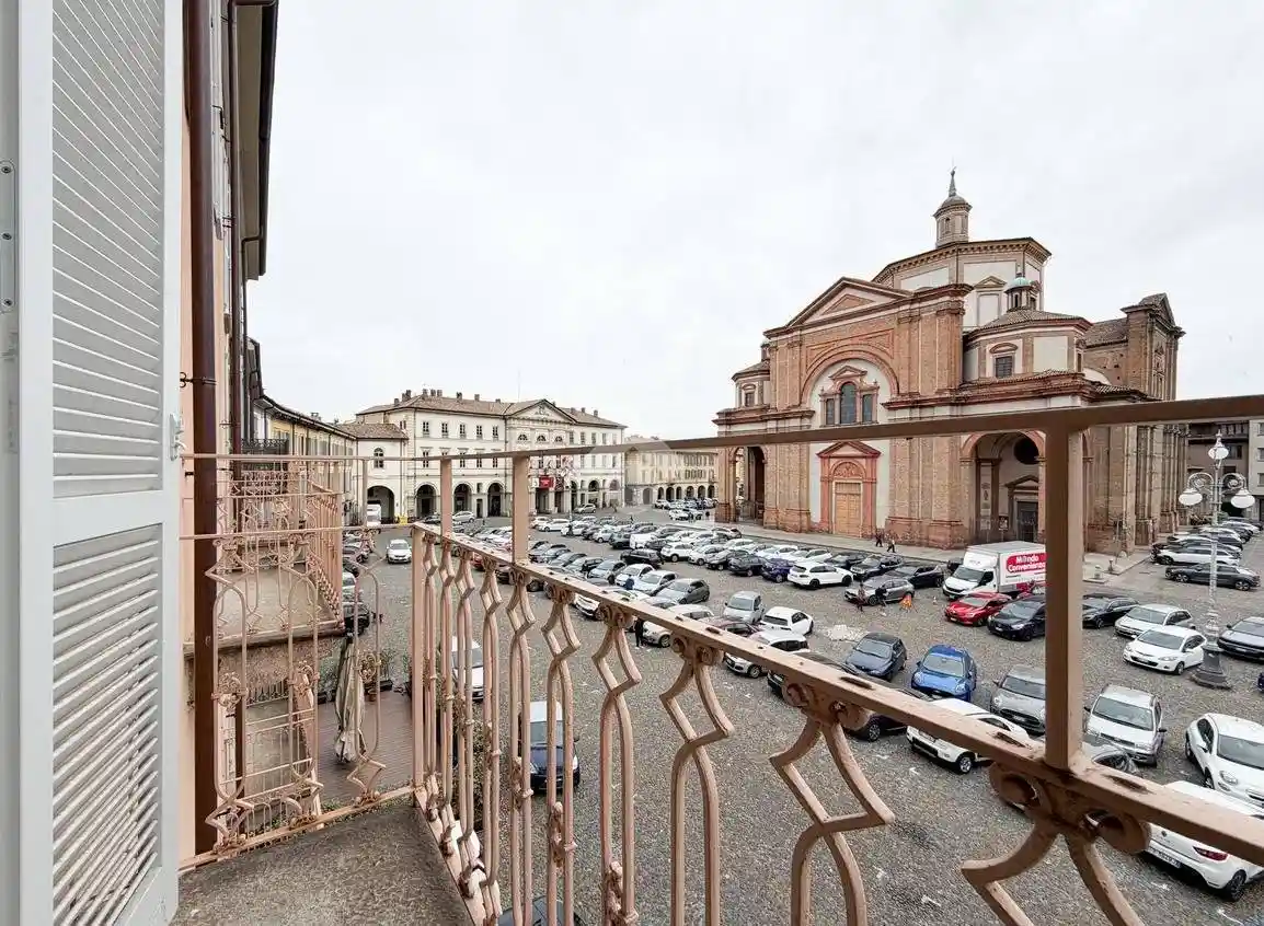 Appartamento in vendita a Voghera