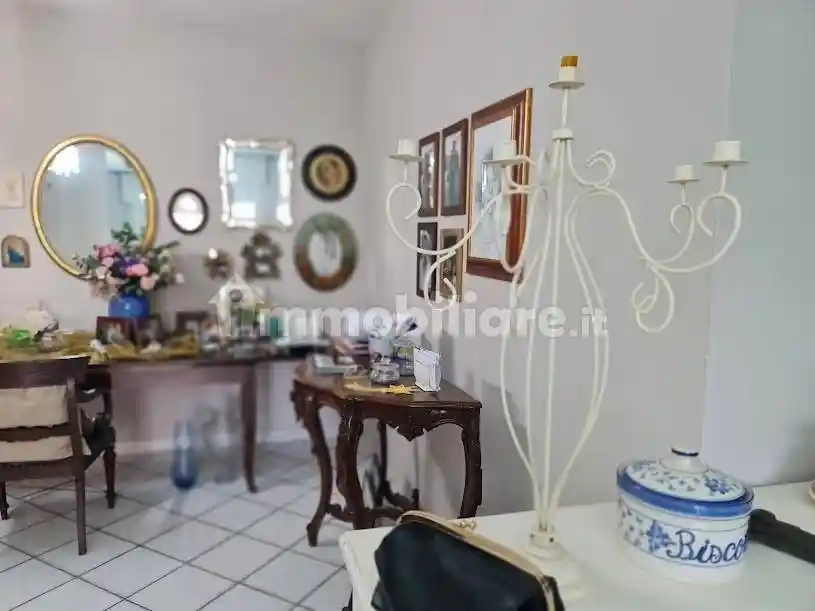 Appartamento in vendita a Carrara