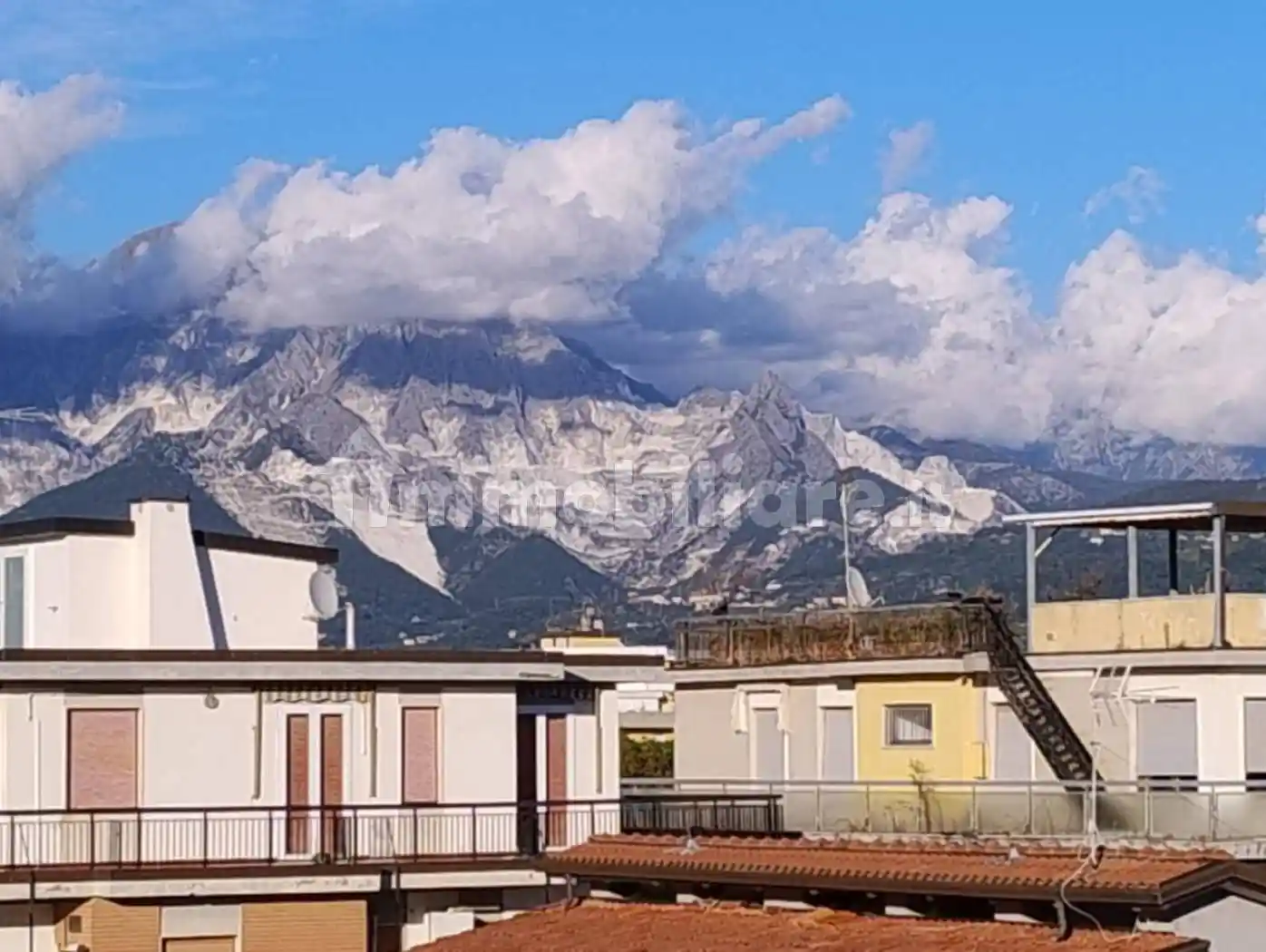 Appartamento in vendita a Carrara