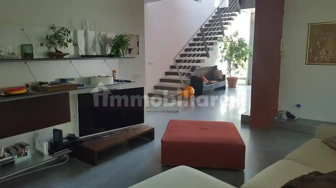 Villa in vendita a Carrara