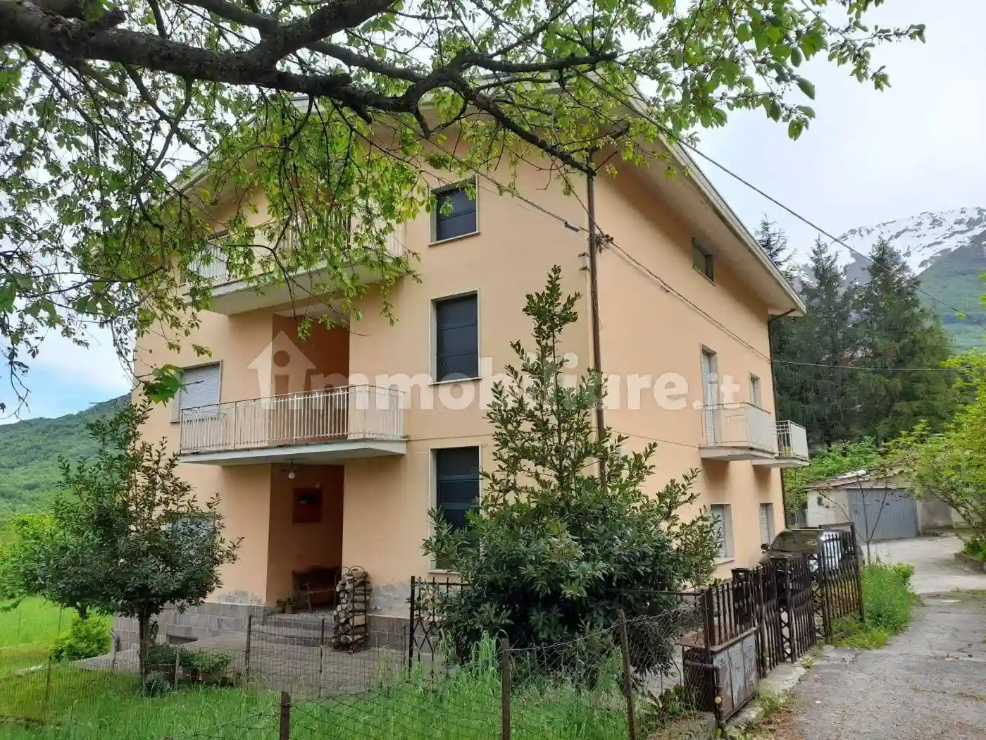 Villa - foto 2