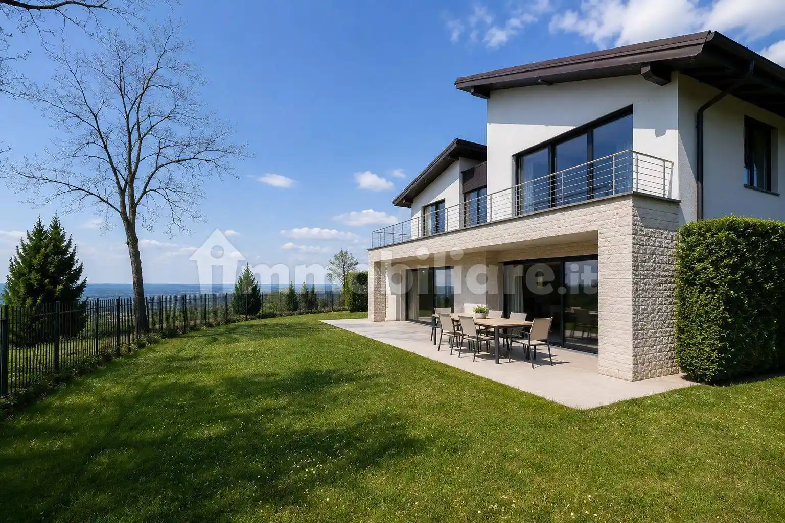 Villa in vendita a Monte San Pietro