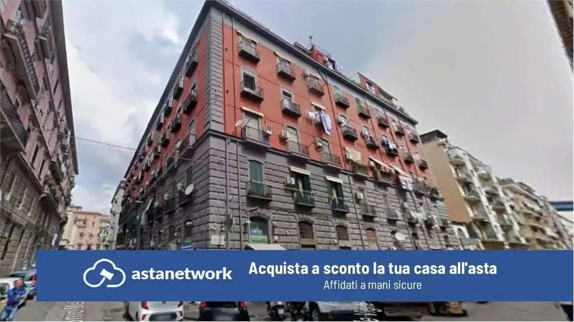 Appartamento in vendita a Napoli
