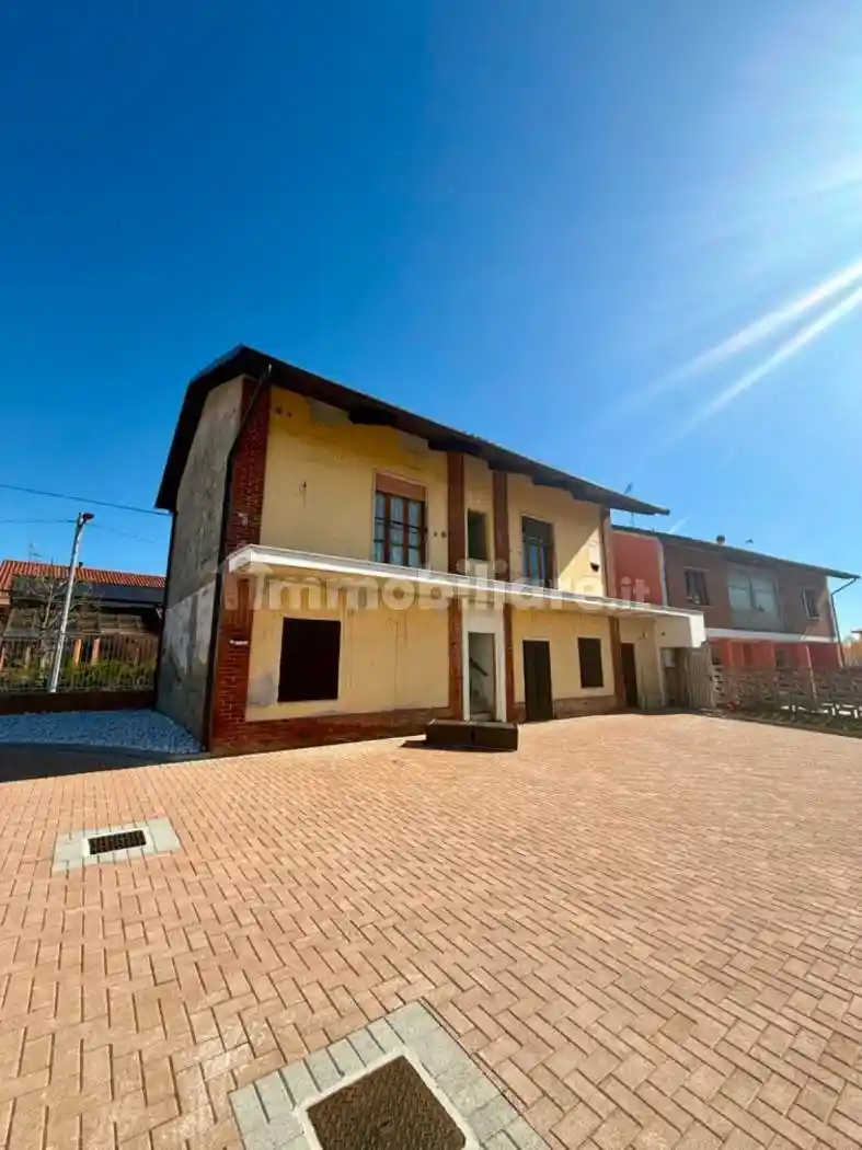 Villa in vendita a Saluggia