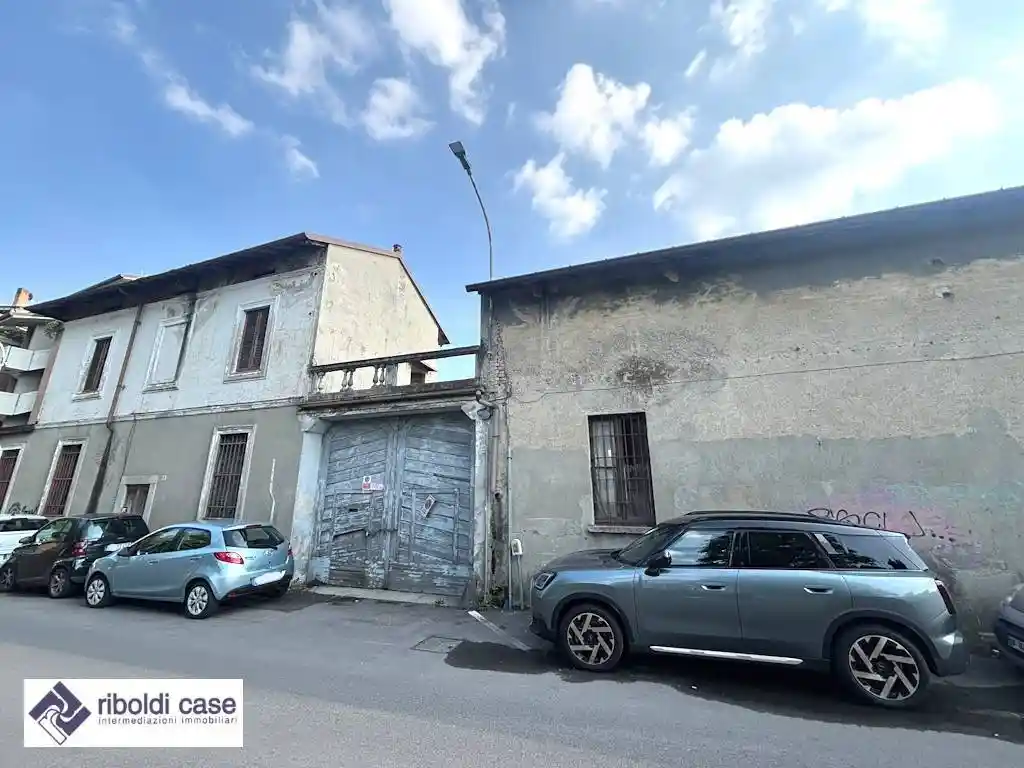 Casa indipendente in vendita a Seregno