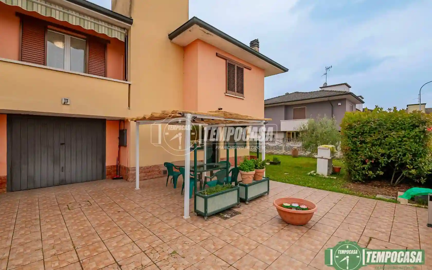 Villa - foto 2