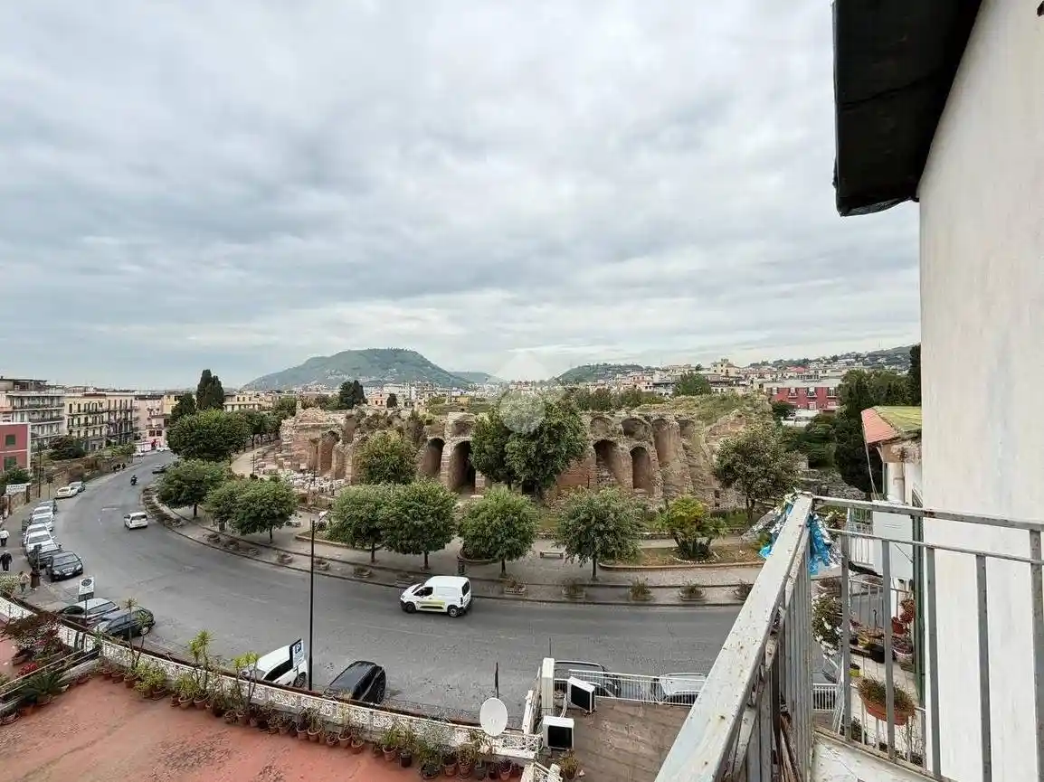Appartamento in vendita a Pozzuoli