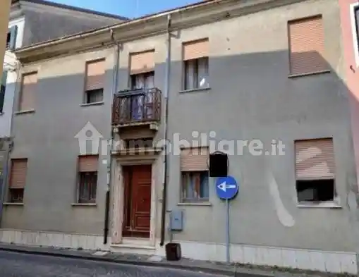 Casa indipendente in vendita a Adria