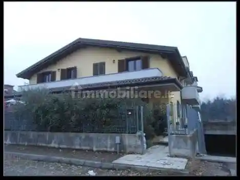 Appartamento in vendita a Pozzo d'Adda