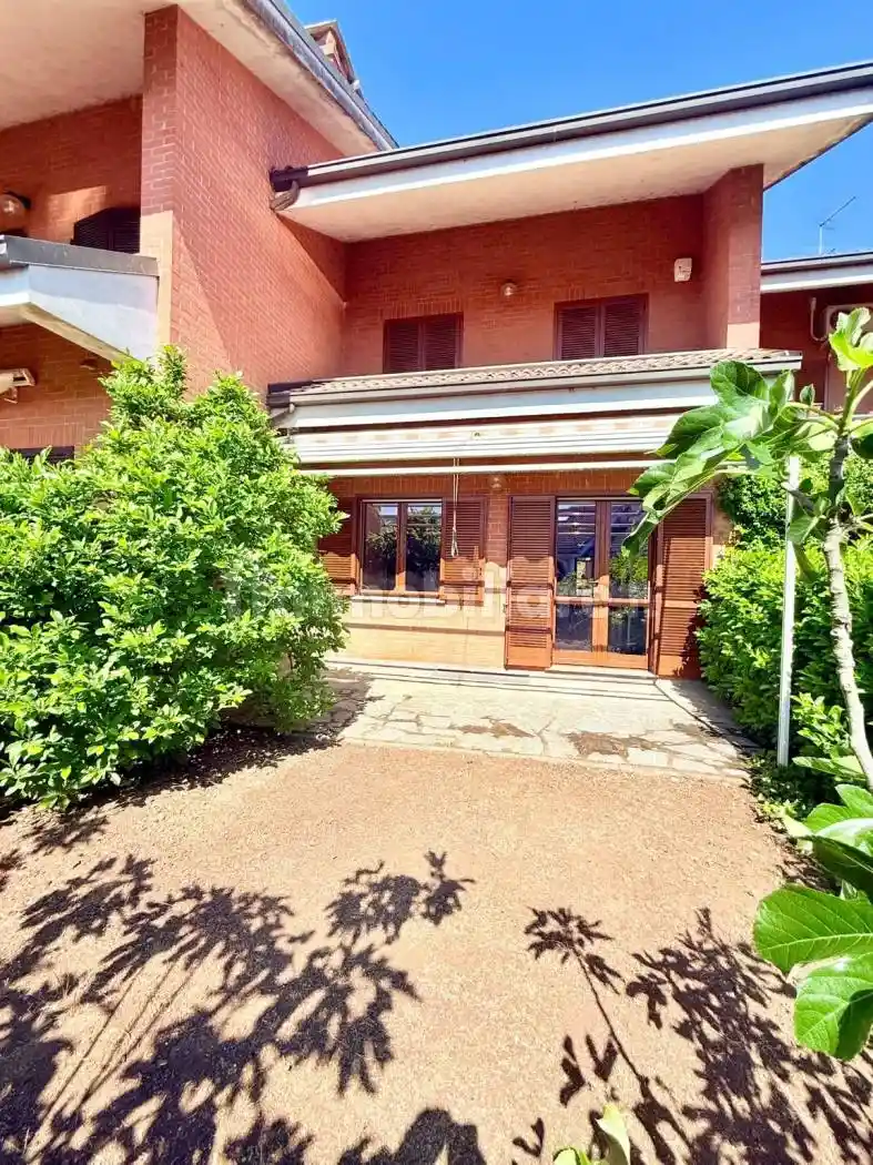 Villa in vendita a Alessandria