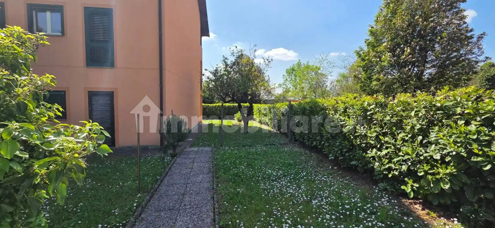 Appartamento in vendita a Erba