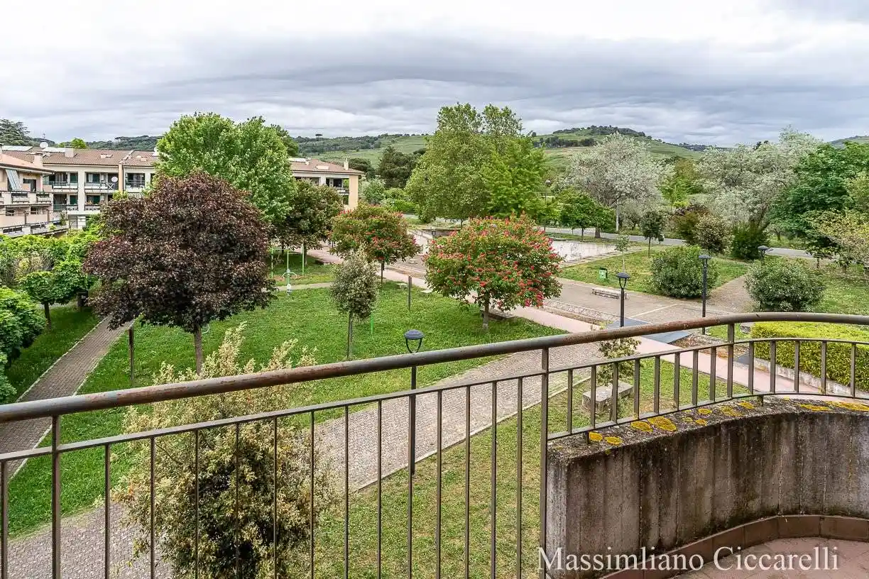 Appartamento in vendita a Grottaferrata