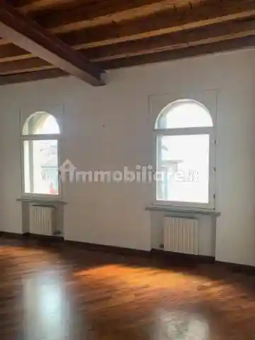 Appartamento in affitto a Varese