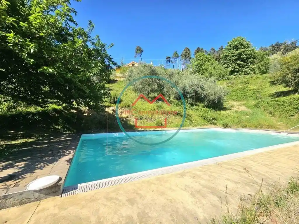 Villa in vendita a Pescia