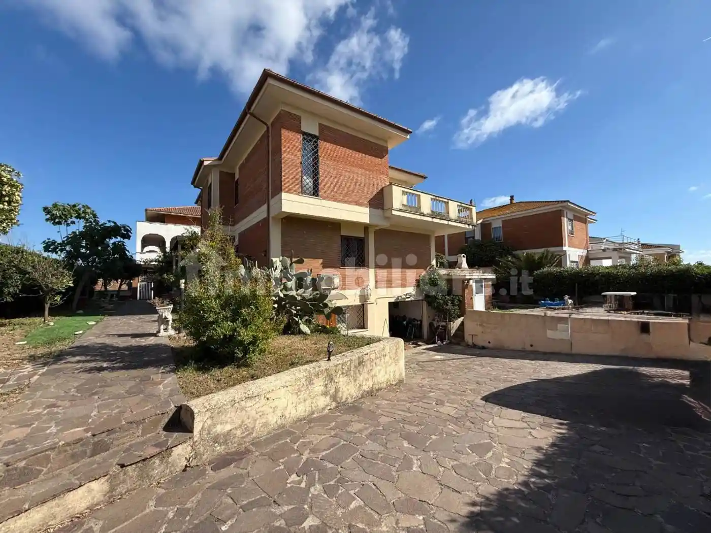 Villa in vendita a Pomezia